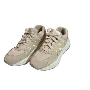 New Balance Women's Tan Sneakers